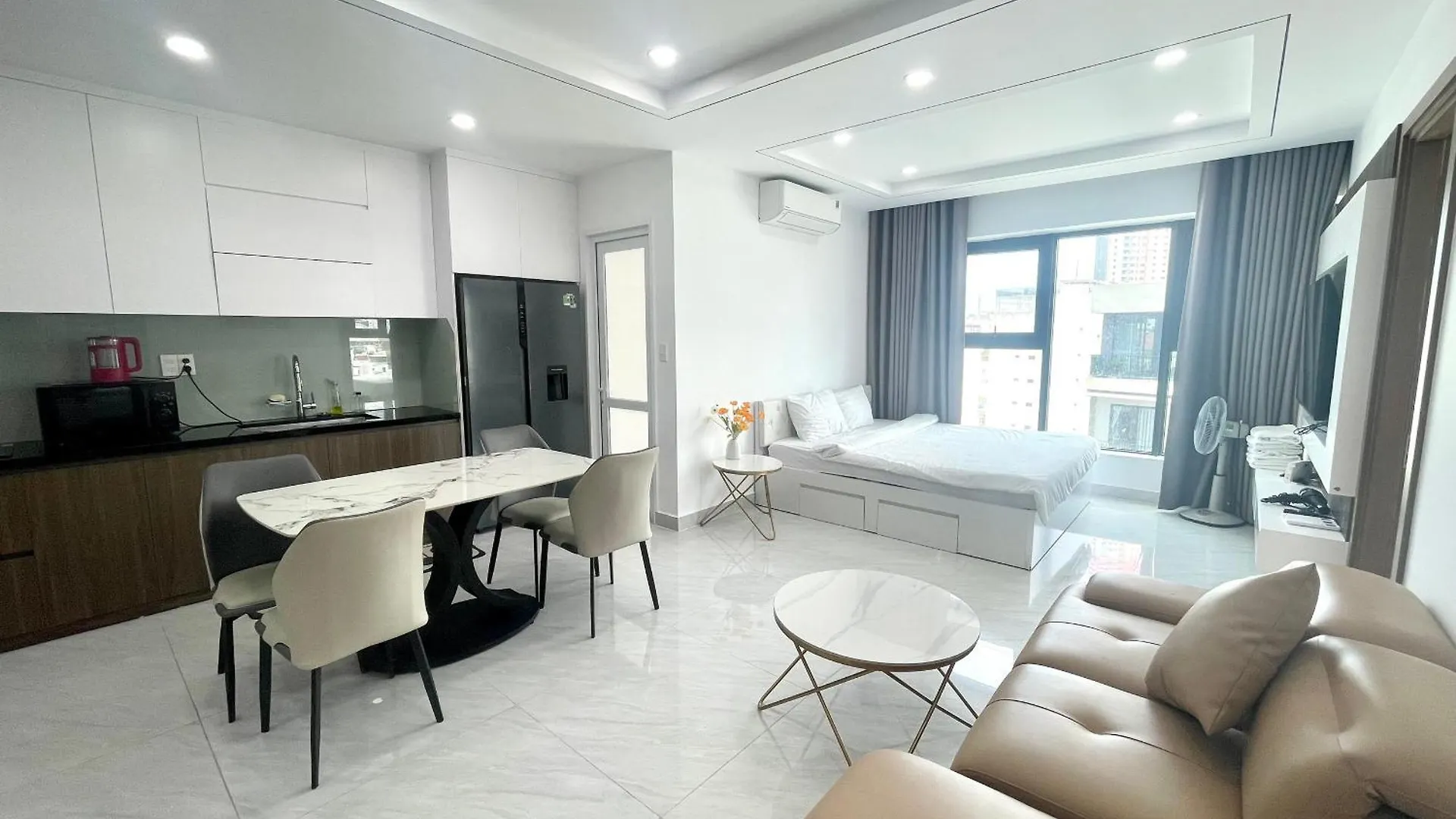 Nha Trang Beach Luxury Apartment Vietnam
